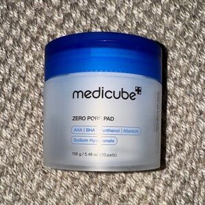 MEDICUBE ZERO PORE PADS